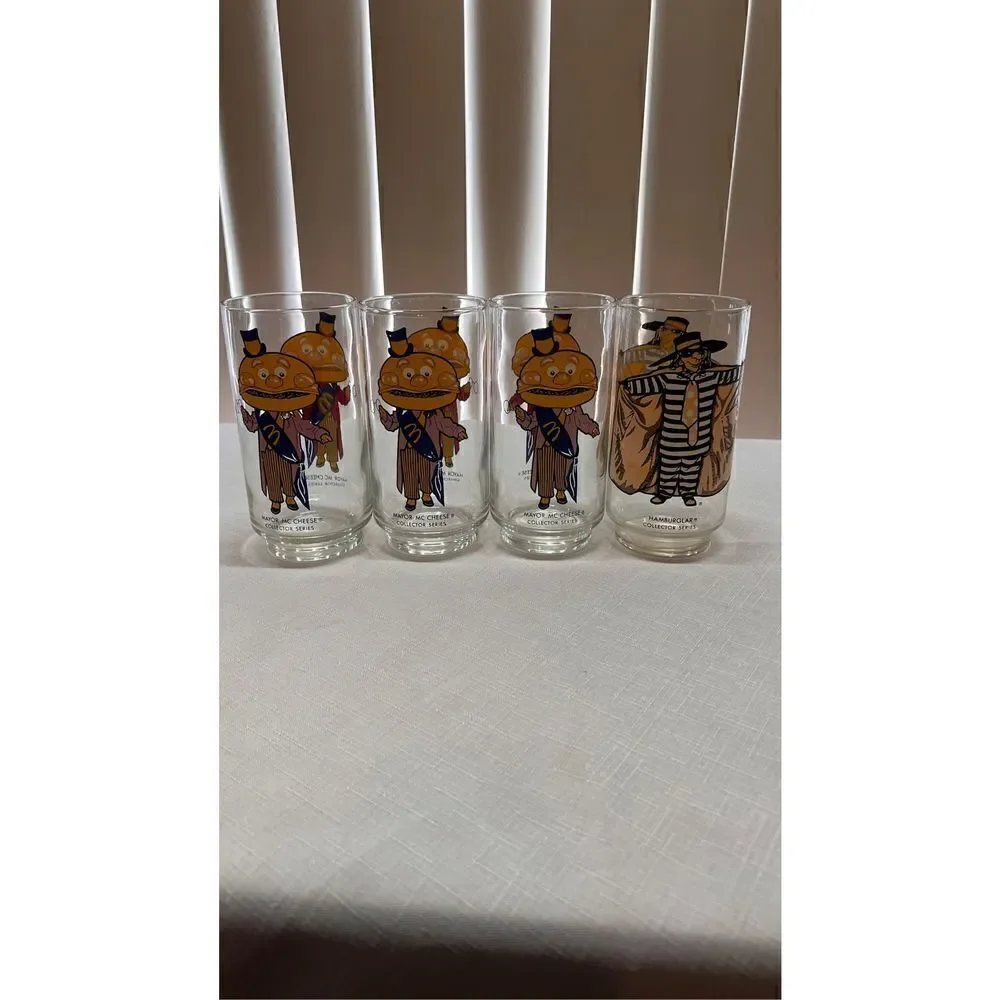 MCDONALDS MAYOR MCCHEESE & HAMBURGLER PROMOTIONAL GLASSES SET OF 4 1970'S